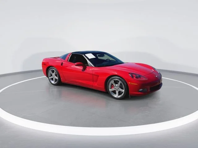 Used 2007 Red Chevrolet Base image 2