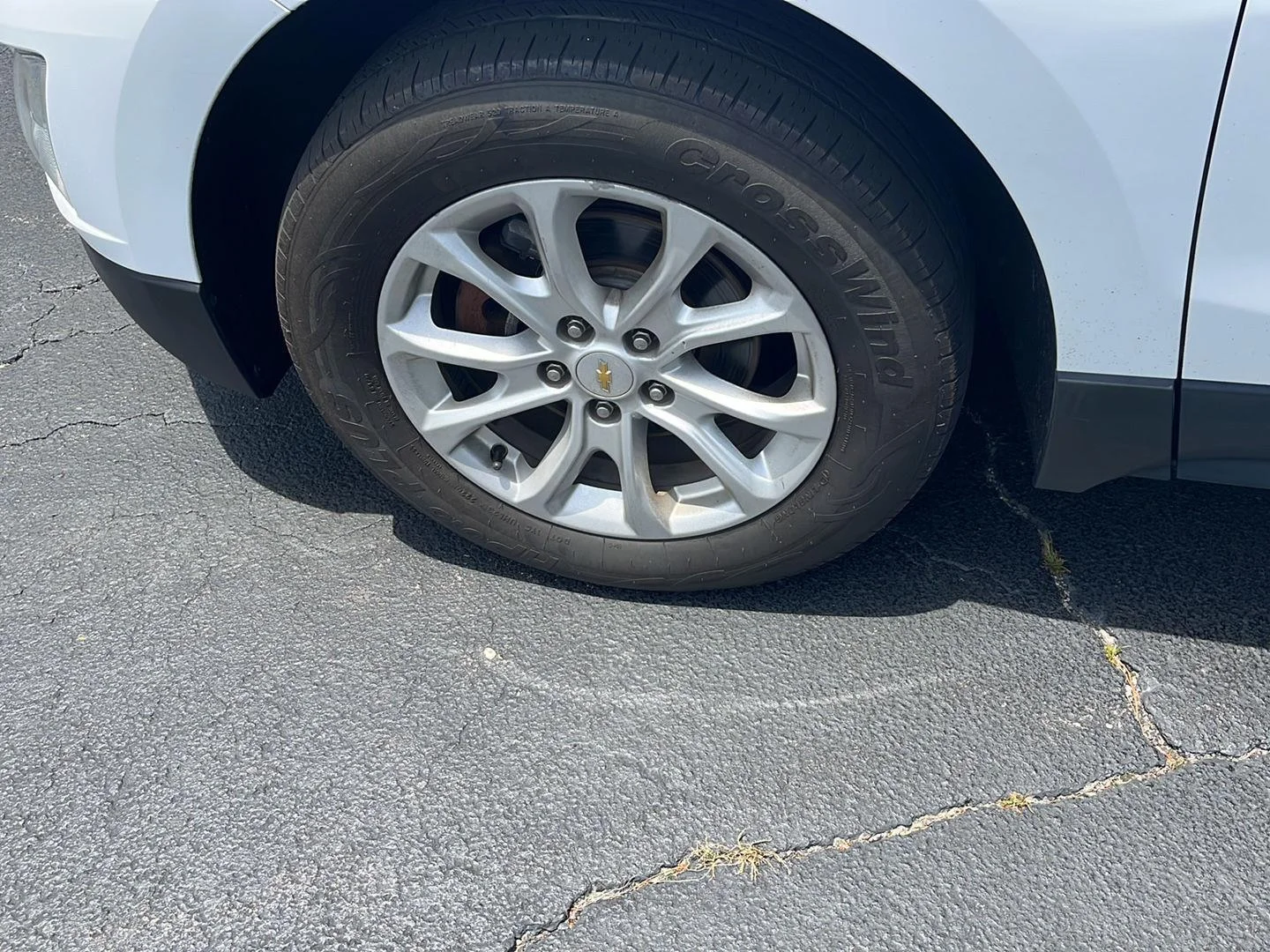Used 2018 SUMMIT WHITE Chevrolet LT image 33