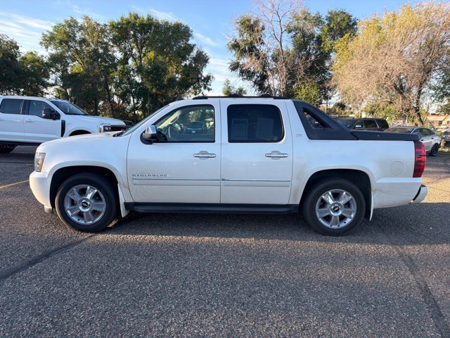 Used 2010 White Chevrolet LTZ image 5