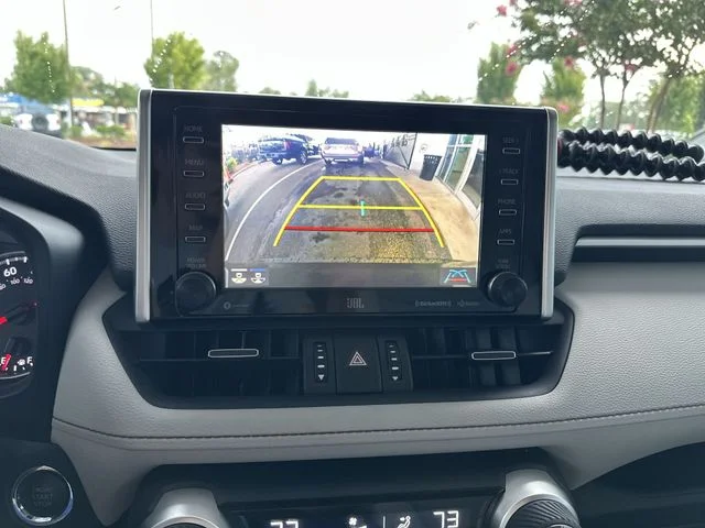 Used 2020 Gray Toyota XLE Premium image 18