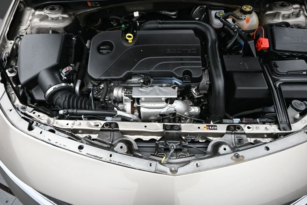 Used 2022 Gray Chevrolet LT image 15