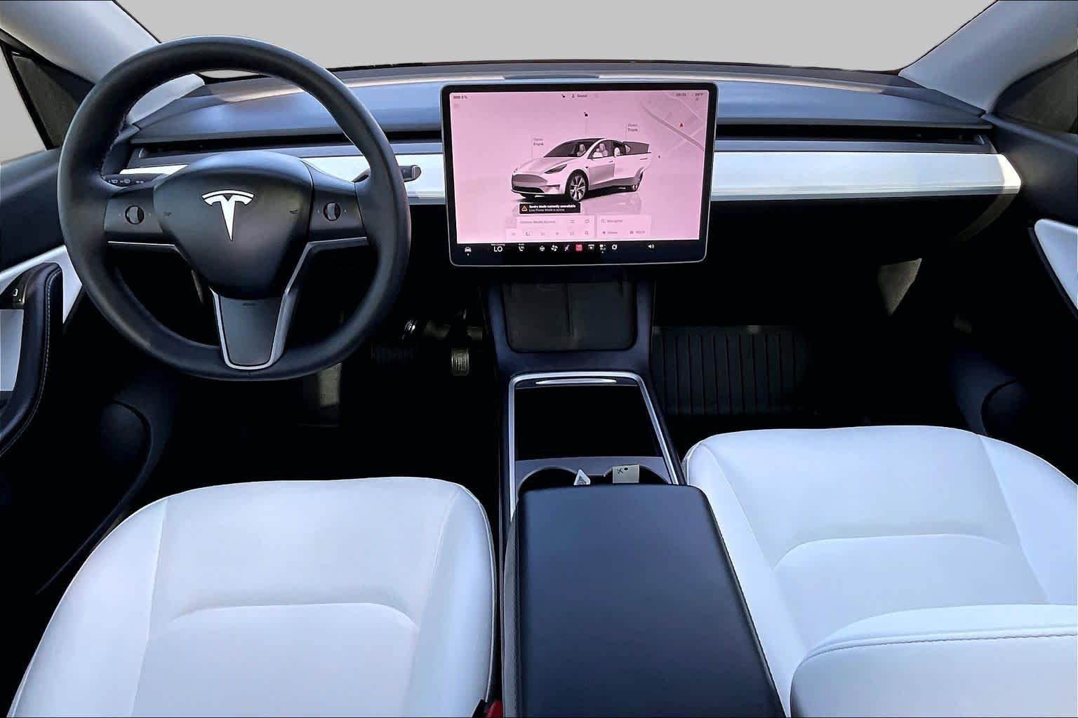 Used 2022 WHITE Tesla Long Range image 13