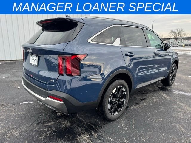 2025 Kia Sorento S - Photo 6