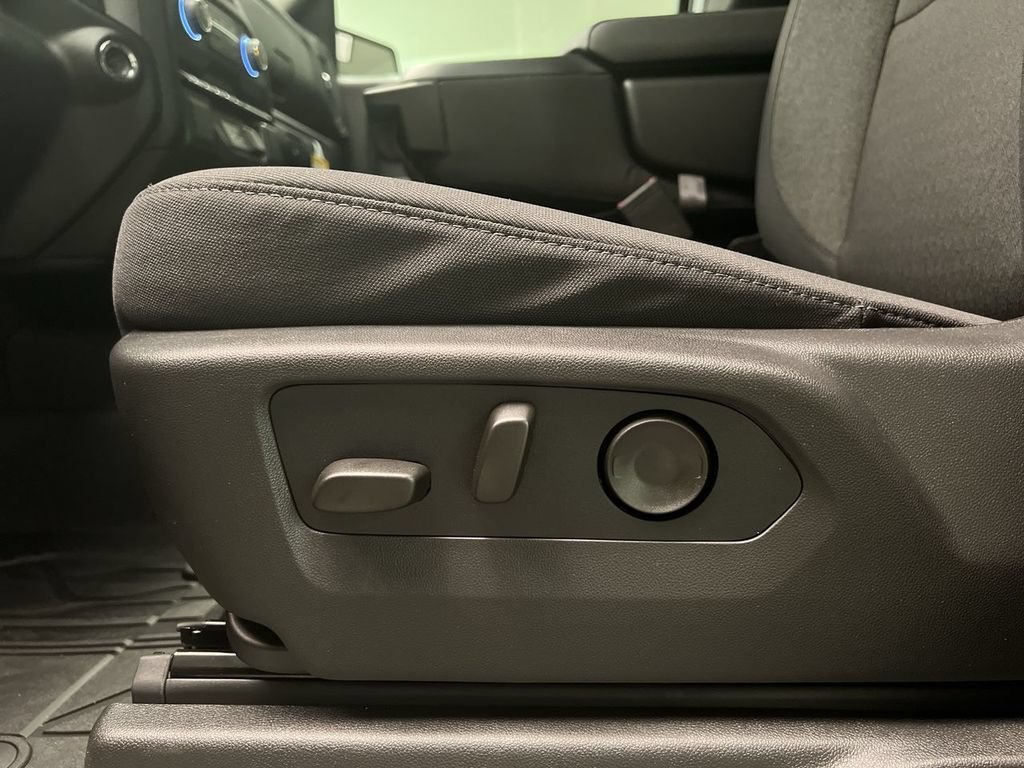 2026 Chevrolet Silverado 1500 Custom - Photo 12