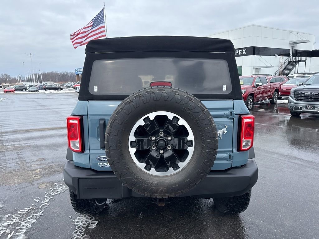 View vehicle photo 4