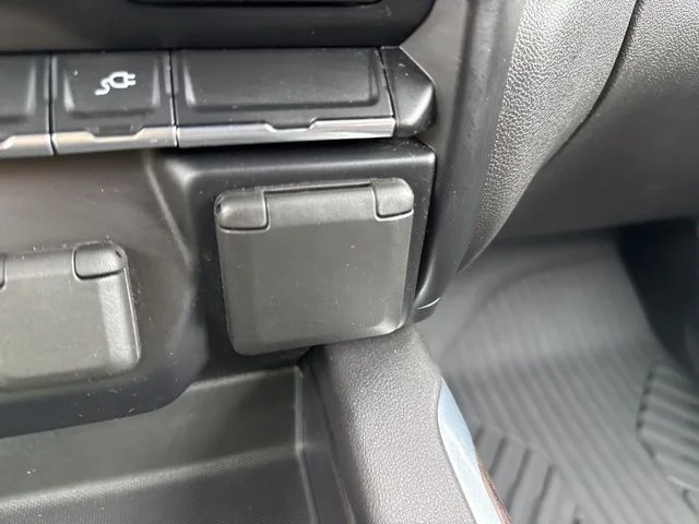 Used 2021 White Chevrolet LT Trail Boss image 44