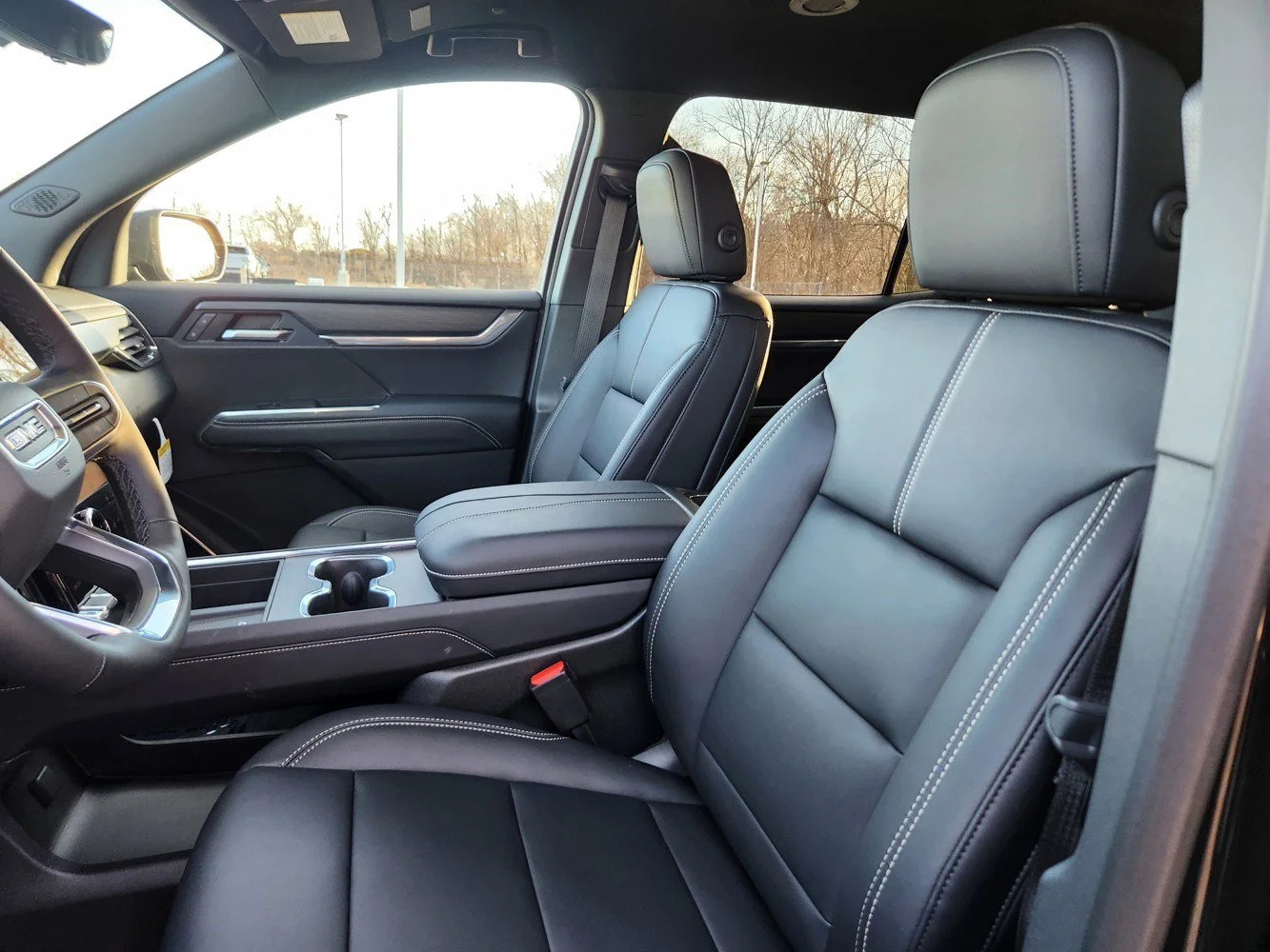 2026 GMC Acadia Elevation - Photo 17