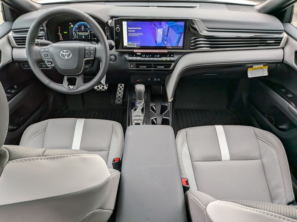 New 2026 Ice Cap Toyota SE image 5