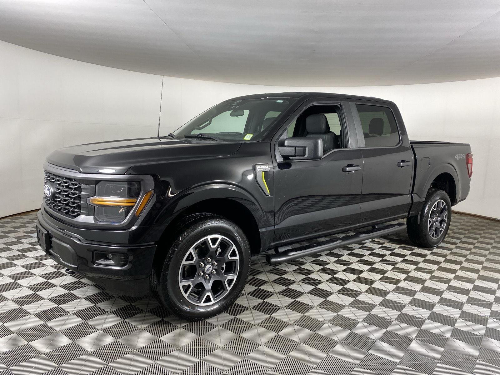 Used 2024 Agate Black Ford STX image 5