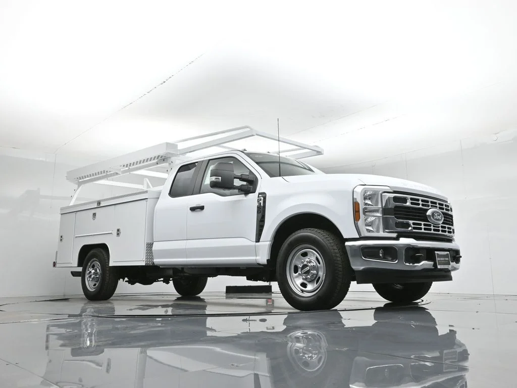 New 2026 White Ford XL image 55