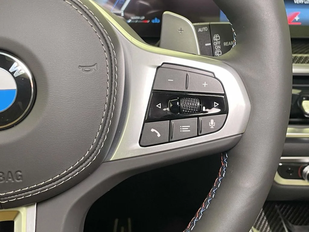 New 2026 Black BMW M60i image 35