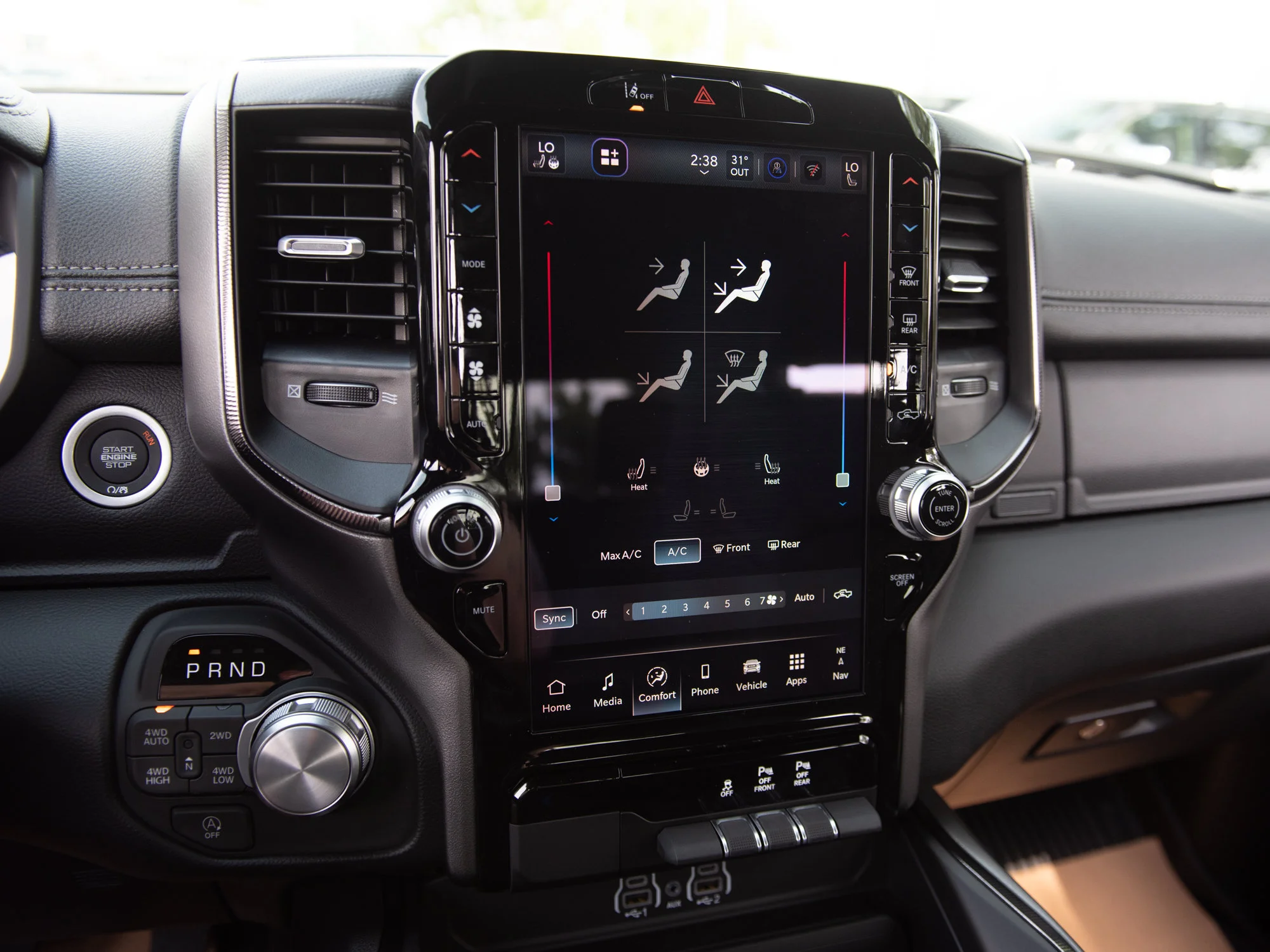 New 2026 Black RAM Sport* image 19