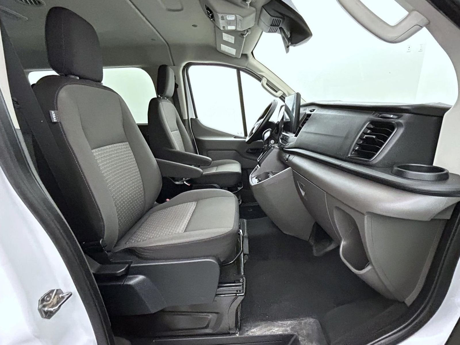Used 2022 White Ford XLT image 15