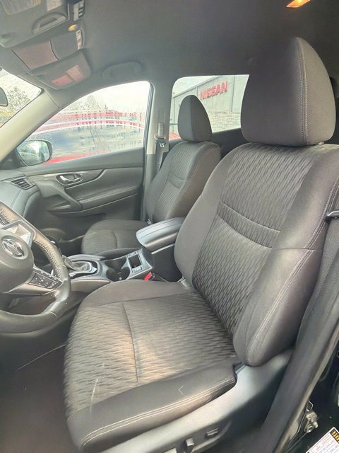 Used 2020 Green Nissan SV image 4