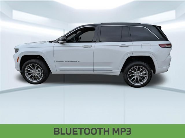 Used 2024 White Jeep Summit image 3