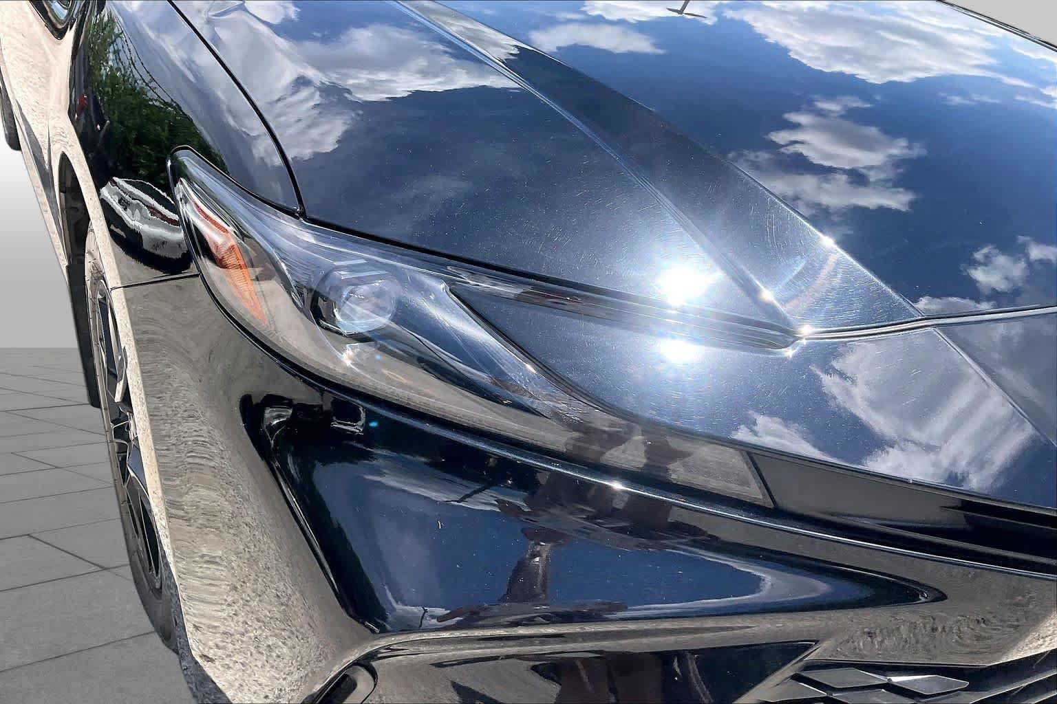 Used 2025 Midnight Black Metallic Toyota LE image 27