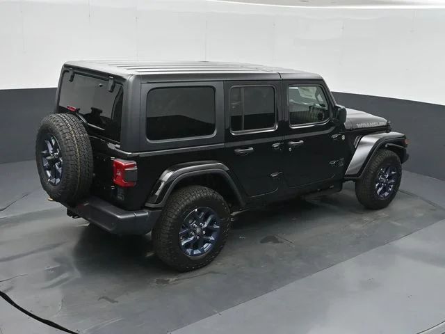 New 2026 Black Clear-Coat Exterior Paint Jeep 85th Anniversary Edition image 33