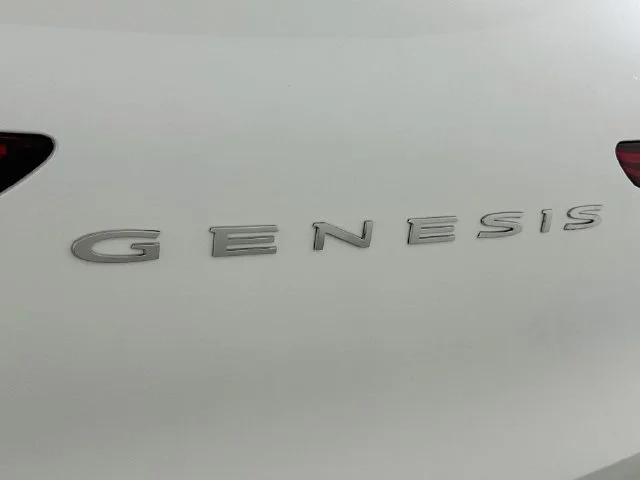 New 2027 White Genesis 2.5T Advanced image 26