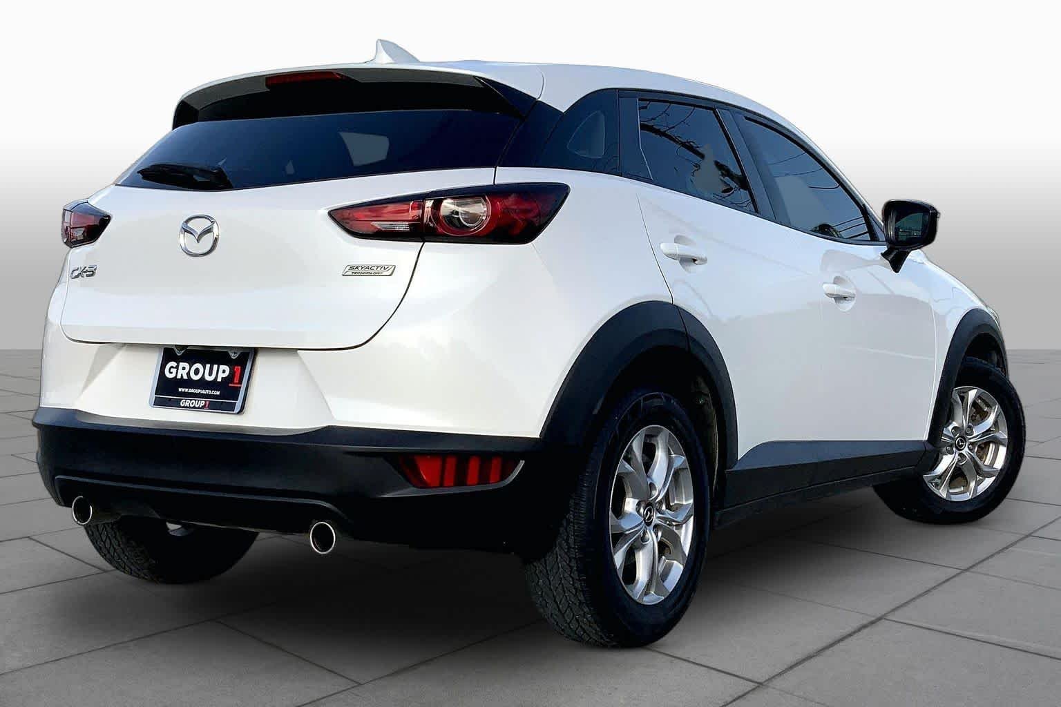 Used 2020 Snowflake White Pearl Mica Mazda Sport image 13