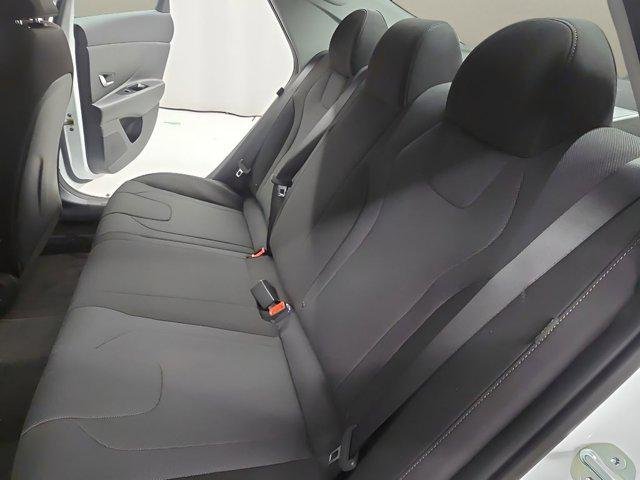 New 2026 White Hyundai SE image 15