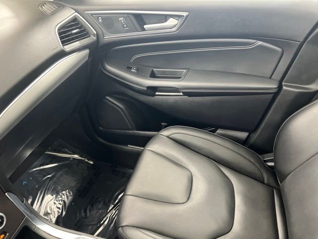 Used 2021 Silver Ford Titanium image 19