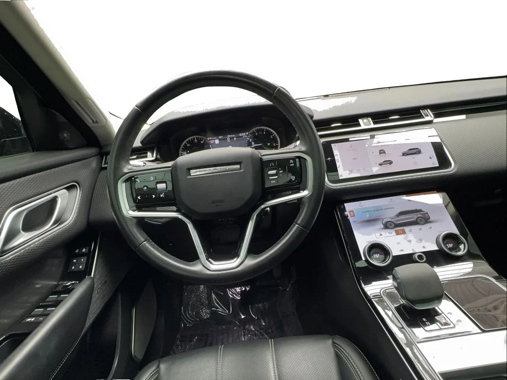 Used 2021 Black Land Rover S image 35