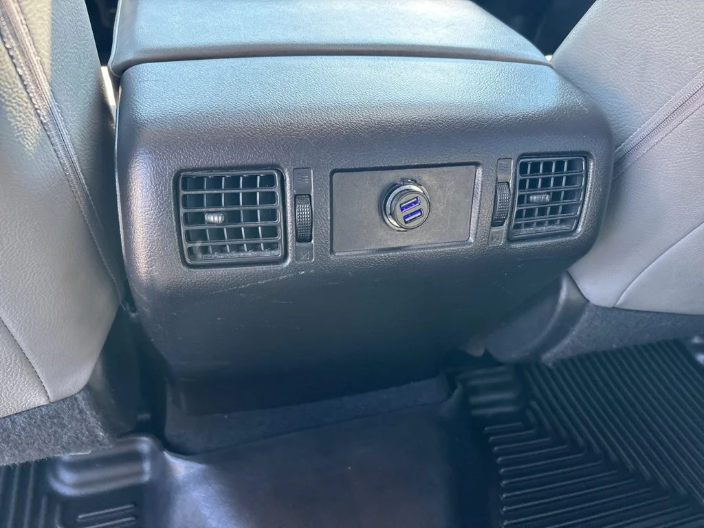 Used 2015 Silver Sky Metallic Toyota Limited image 20