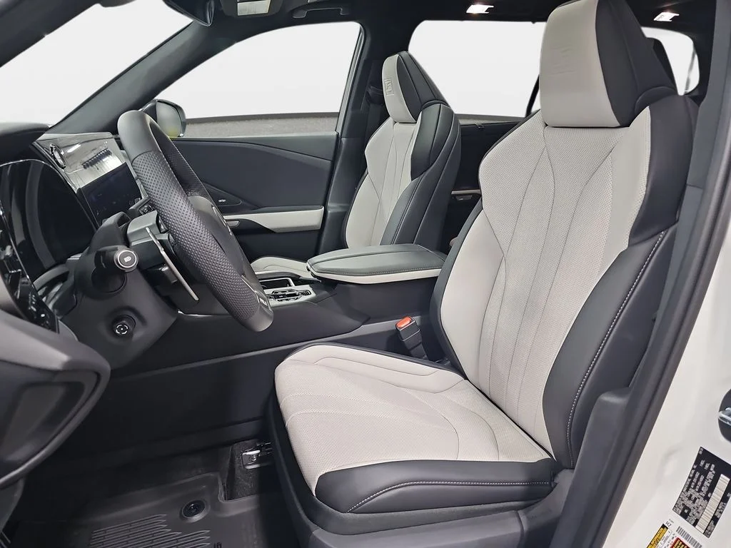 New 2026 Wind Chill Pearl Lexus F SPORT HANDLING AWD image 14