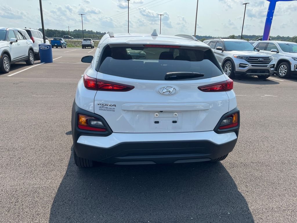 Used 2021 White Hyundai SEL Plus image 4