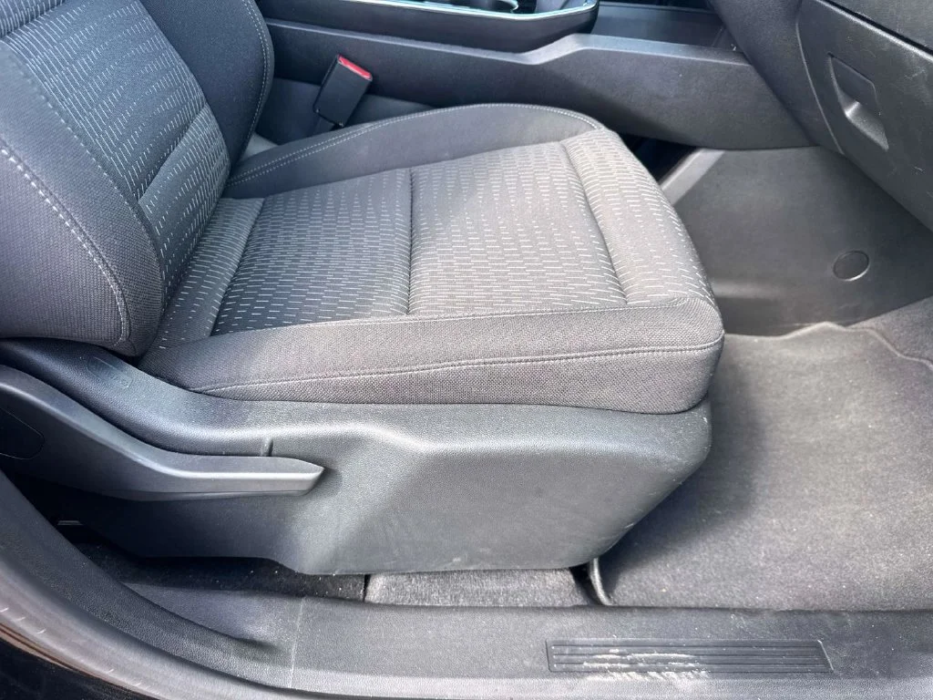 Used 2025 Black Chevrolet LT image 18