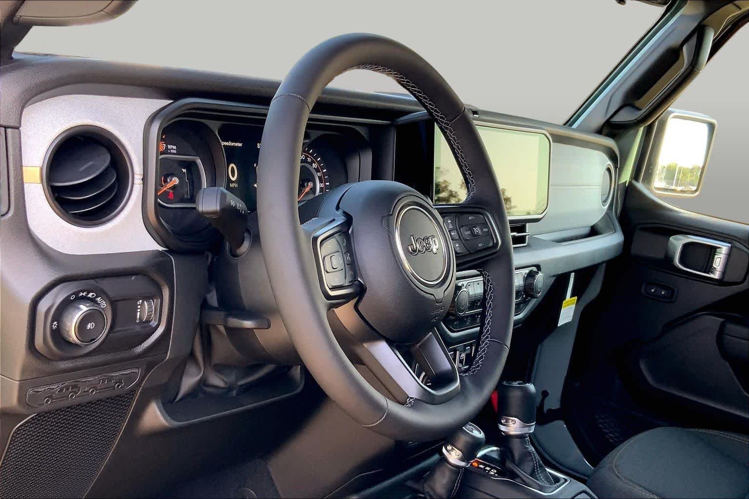 New 2026 Earl Clearcoat Jeep Sport S image 8