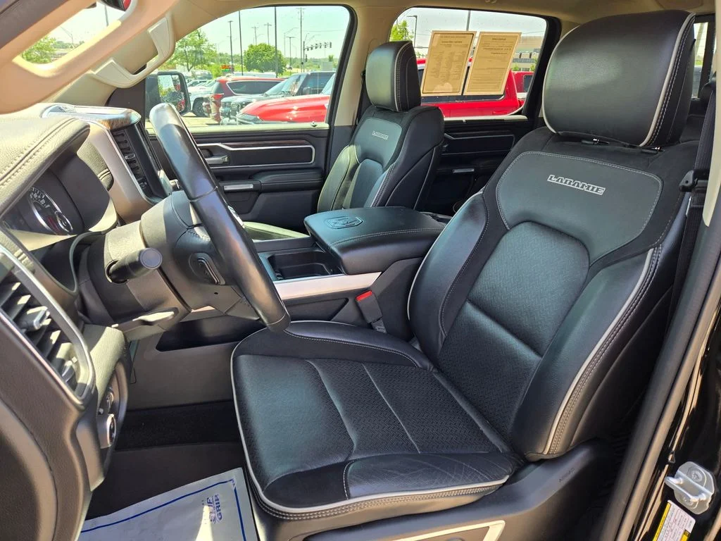 Used 2020 Black Ram Laramie image 16
