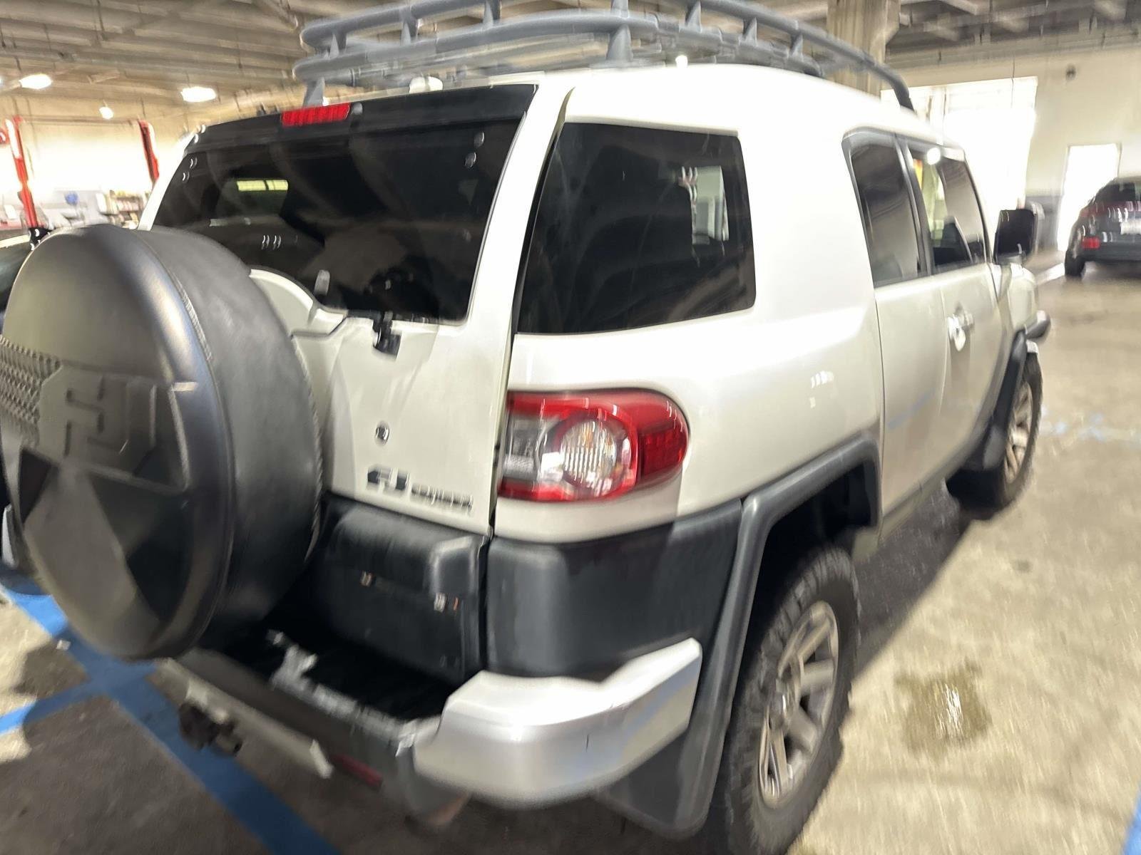 Used 2014 Iceberg Toyota Base image 13