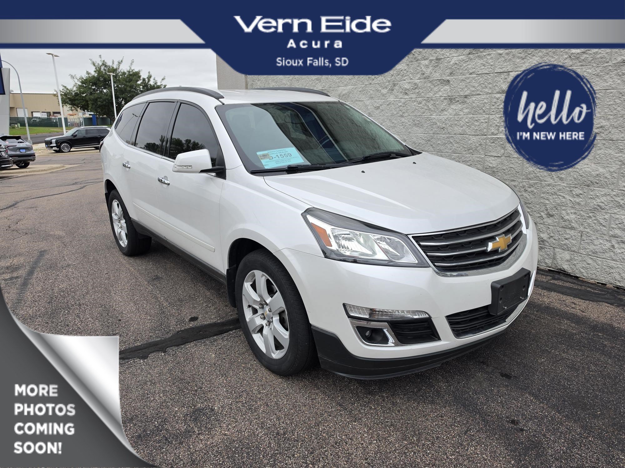 Used 2017 Iridescent Pearl Tricoat Chevrolet LT image 1