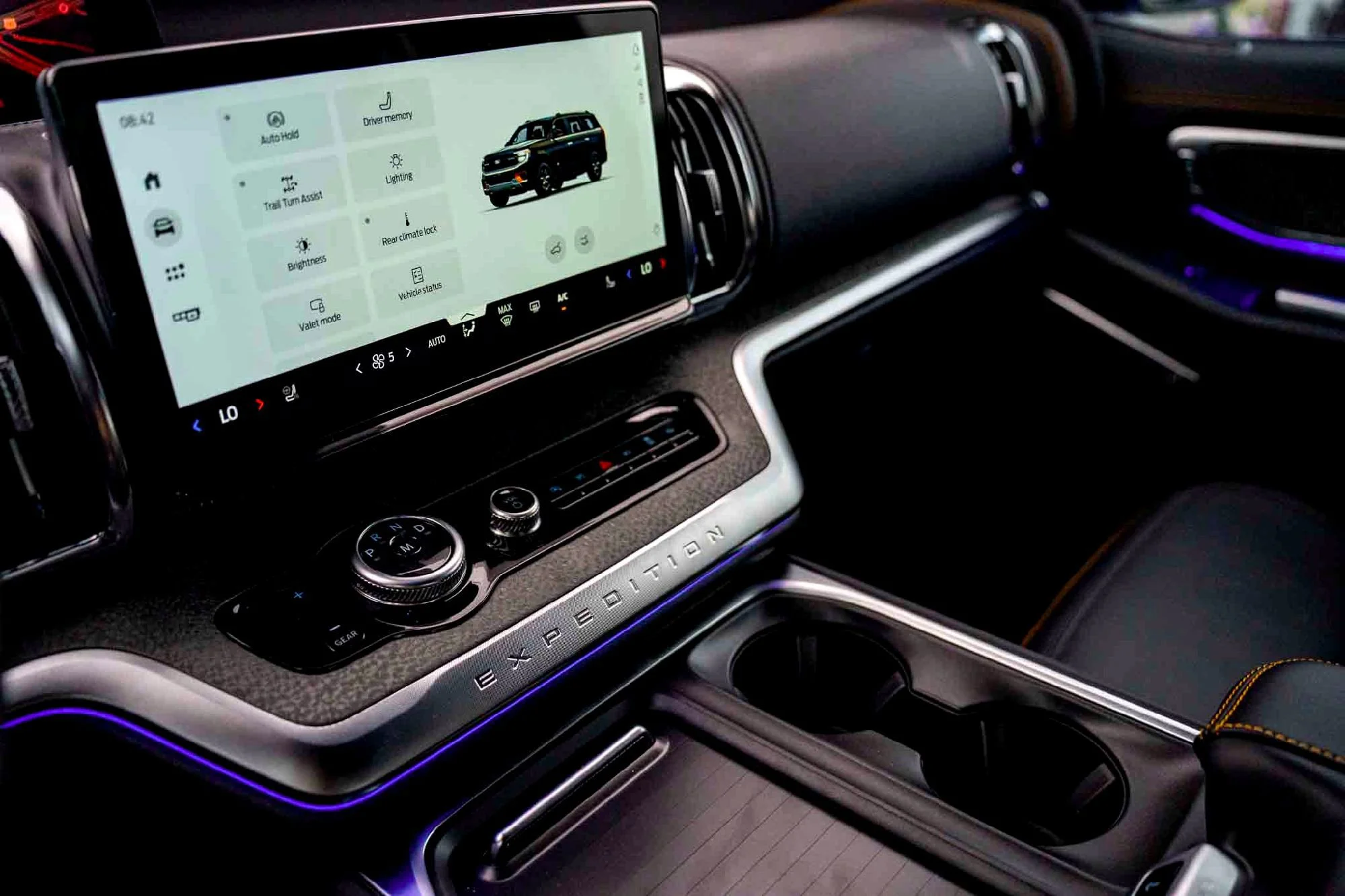 2025 Ford Expedition Tremor - Photo 14