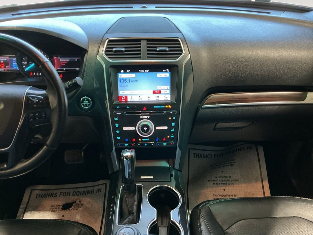 Used 2017 Gray Ford Limited image 11
