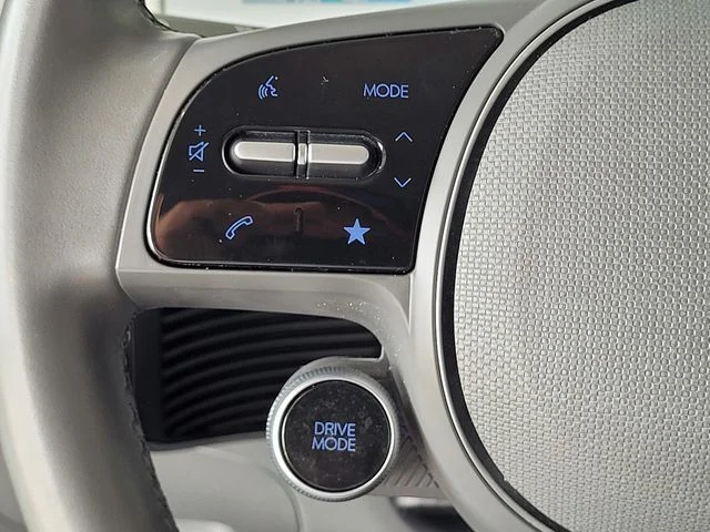 Used 2023 Blue Hyundai SE image 24