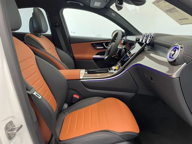 New 2027 White Mercedes-Benz GLC 300 image 18