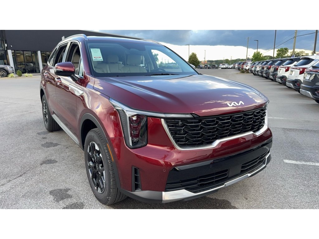2025 Kia Sorento S photo 2