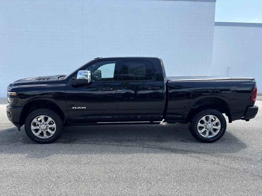 Certified Used 2026 Black Ram Laramie image 10