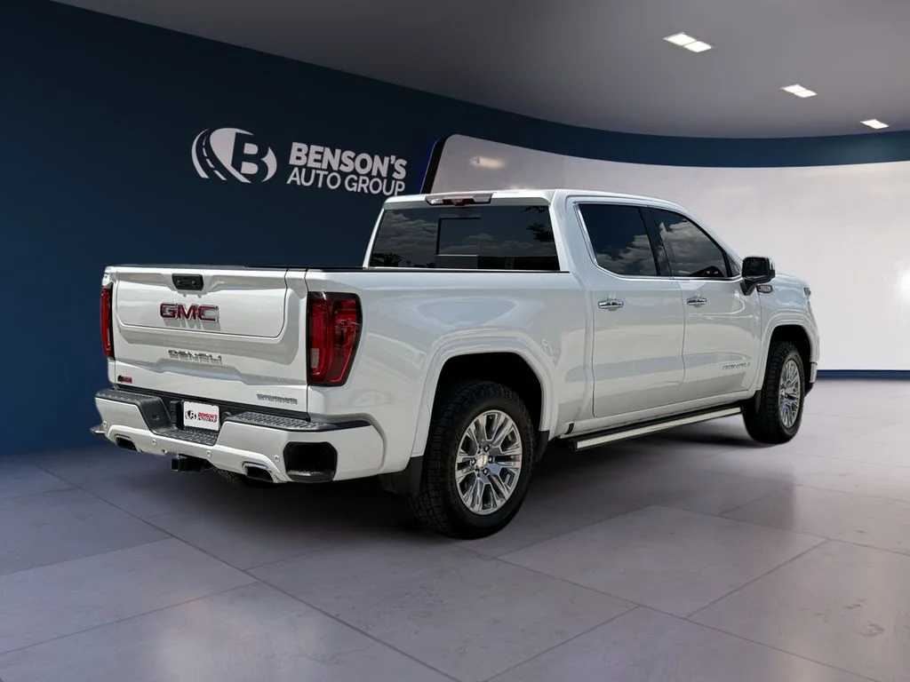 Used 2024 White GMC Denali image 5