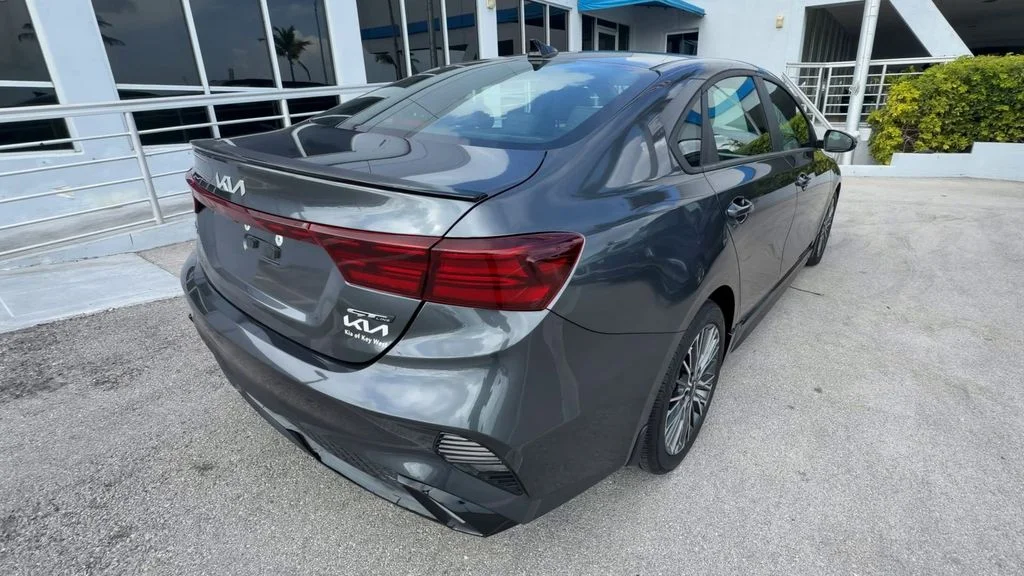 Used 2024 Gray Kia GT-Line image 8