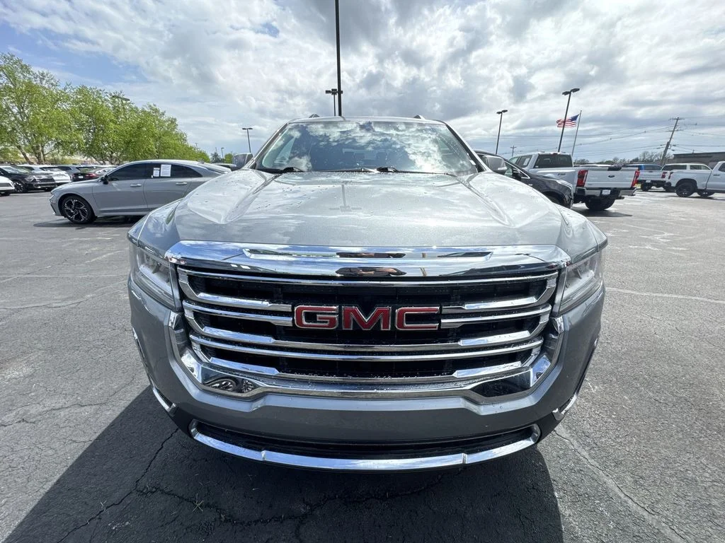 Used 2023 Silver GMC SLT image 28