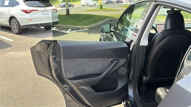 Used 2024 Stealth Gray Tesla Long Range image 18