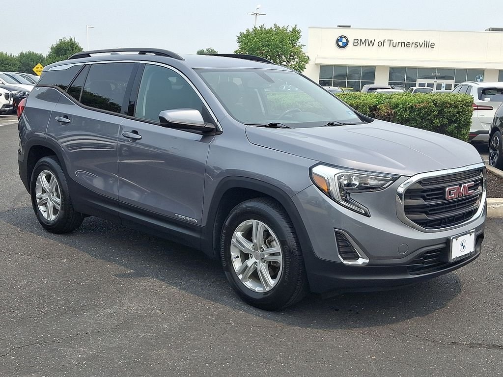 Used 2018 Steel Metallic GMC SLE image 3
