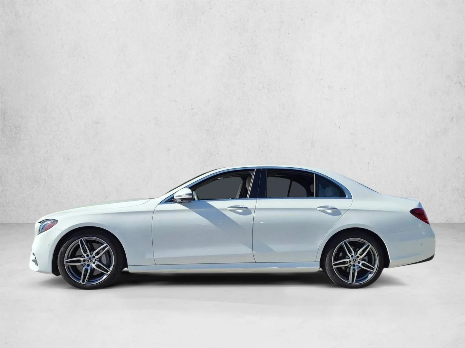Used 2020 Polar White Mercedes-Benz E 350 image 2