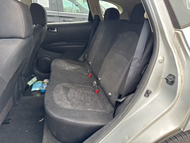 Used 2010 Silver Nissan S image 12