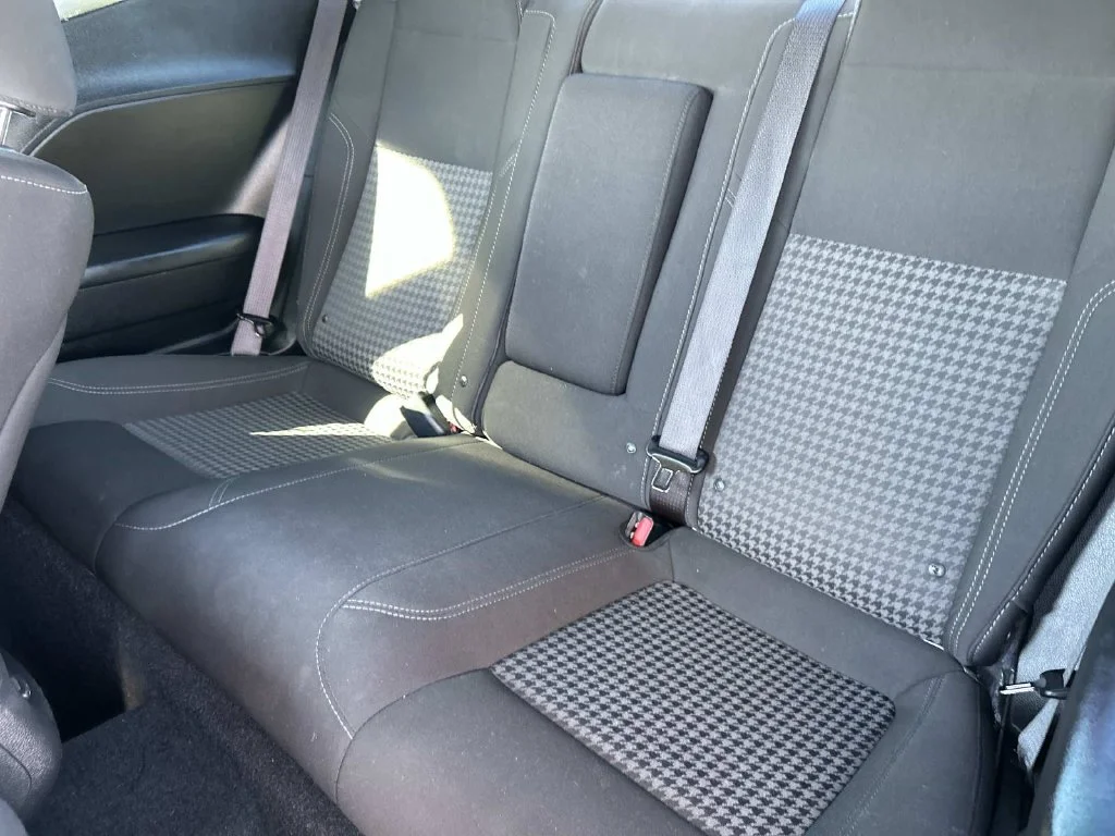 Used 2021 White Dodge SXT image 10