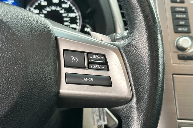Used 2014 Gray Subaru 2.5i image 28