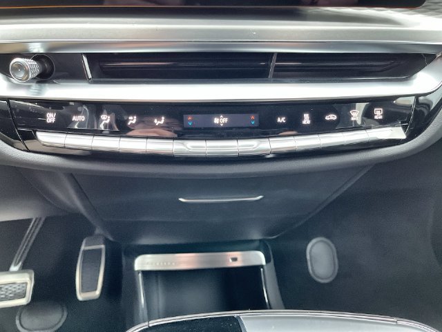 2027 Cadillac LYRIQ Sport - Photo 19